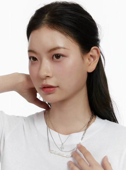 triple-layer-faux-pearl-cross-necklace-f502