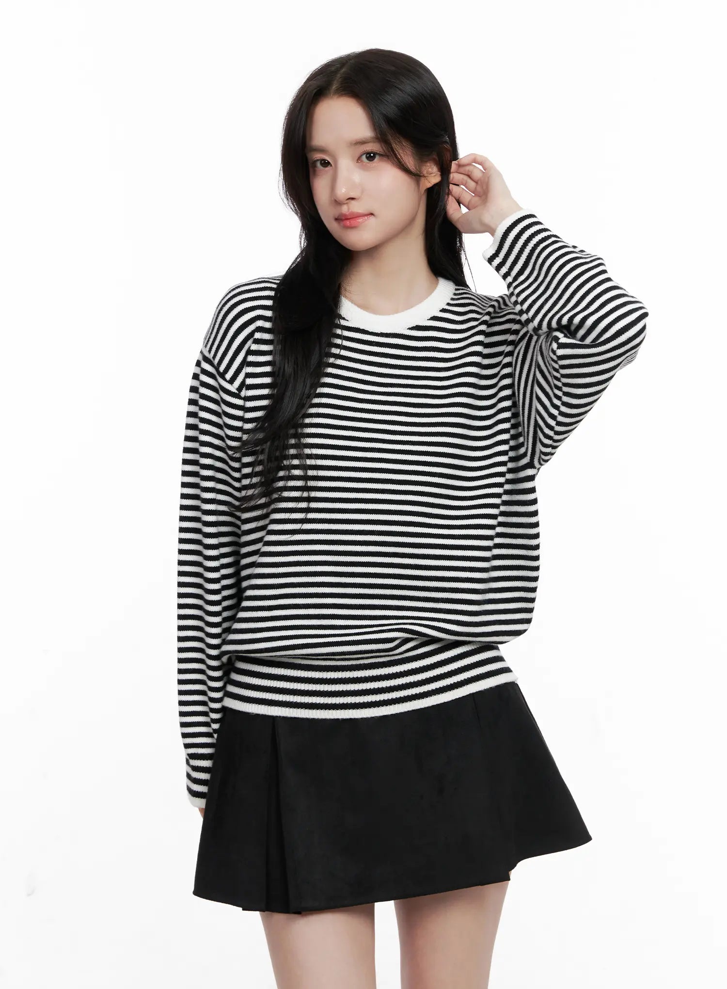 striped-round-neck-knit-sweater-co524