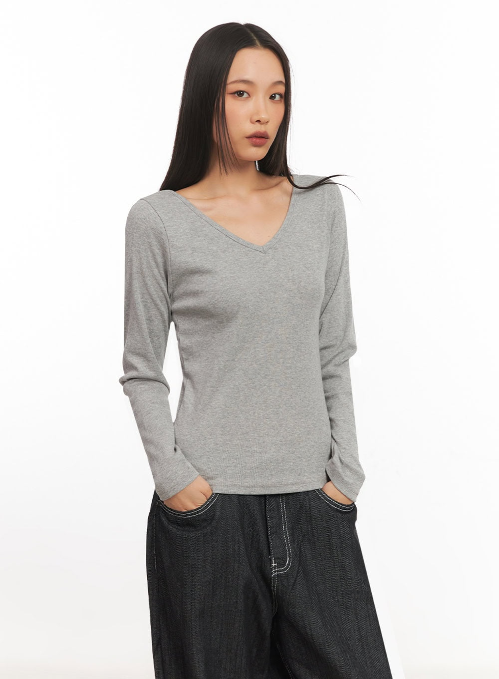 v-neck-long-sleeve-top-ia507