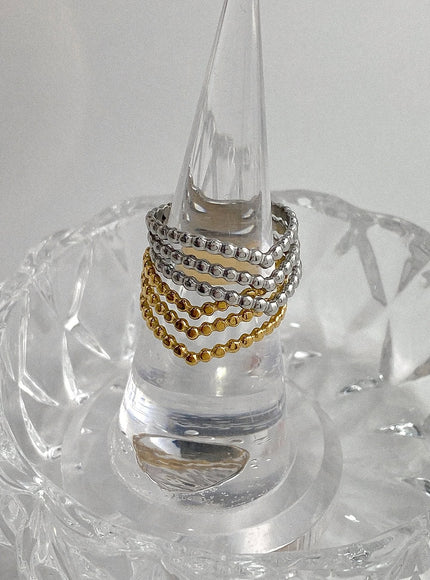 mozart-triple-point-ring-ia524