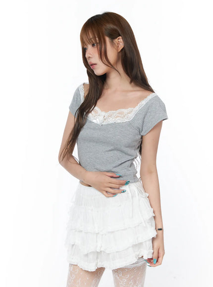 off-shoulder-lace-detail-crop-tee-cy529