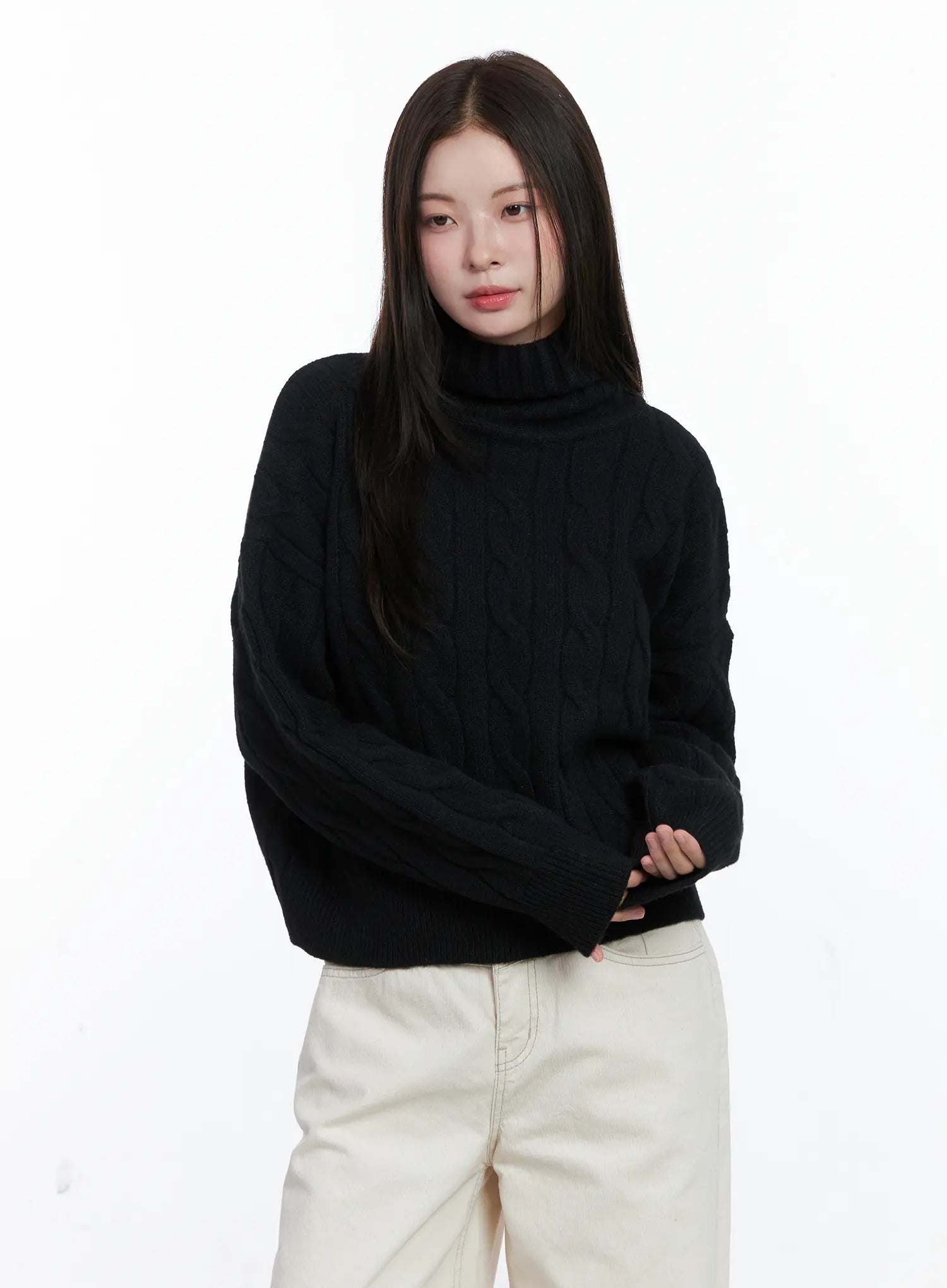 cable-knit-turtleneck-sweater-co503