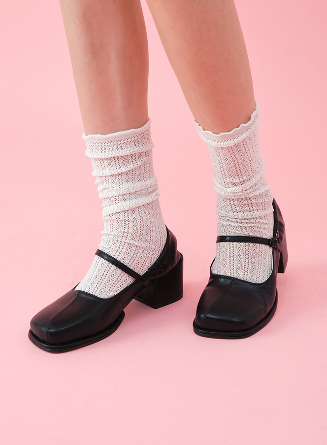 Mary Janes mit rundem Absatz BU5