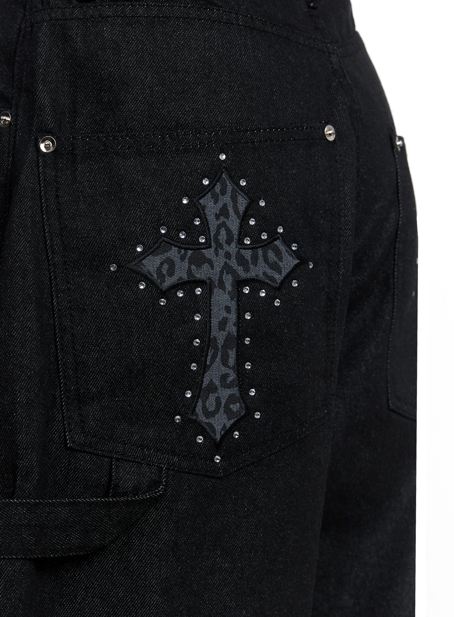 lea-cross-patch-baggy-jeans-is525