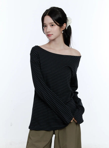 wide-boat-neck-loose-fit-top-cg513