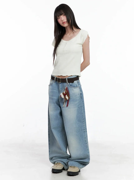 lace-trimmed-button-short-sleeve-il531