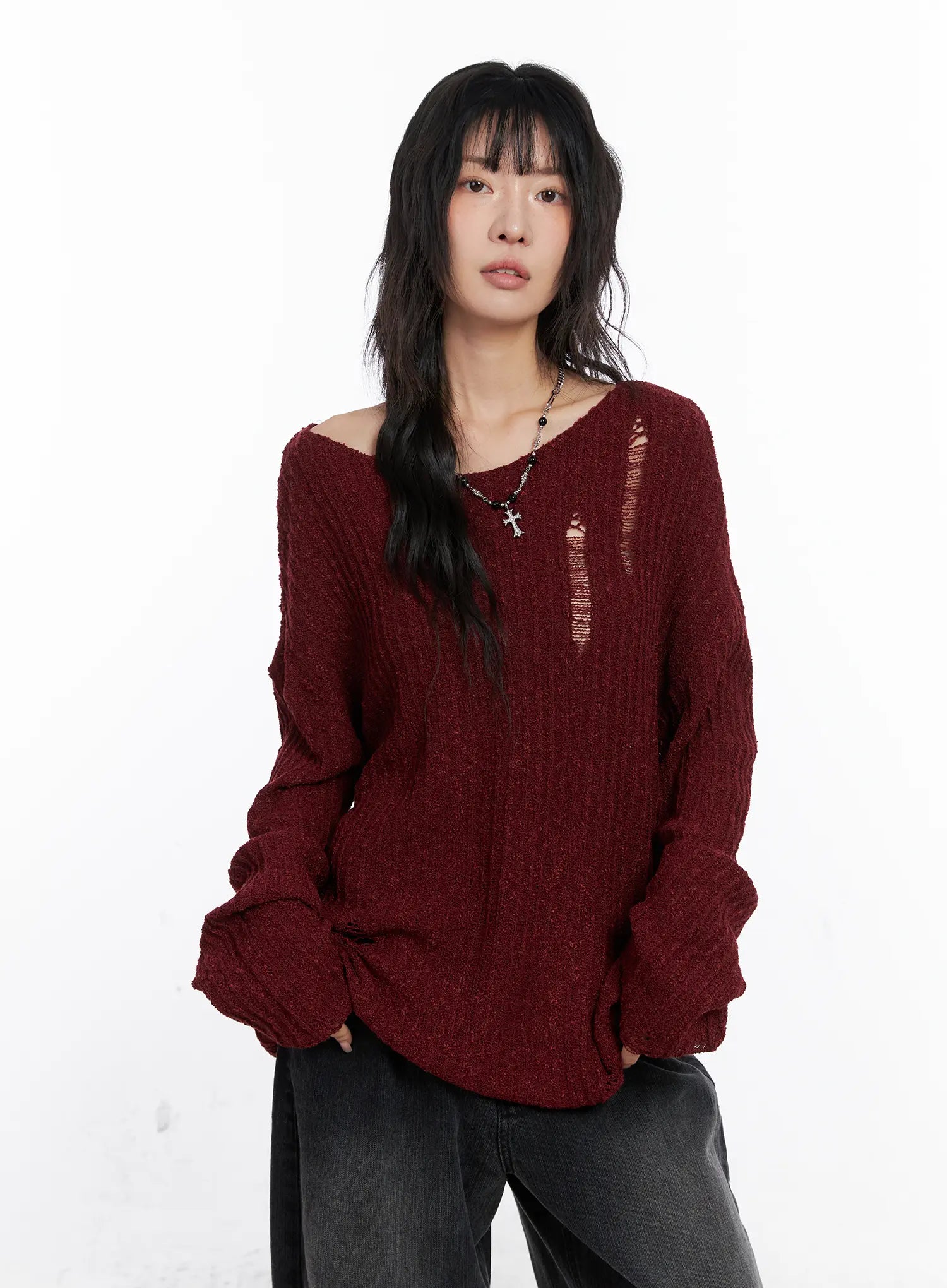 distressed-off-shoulder-sweater-cc1809