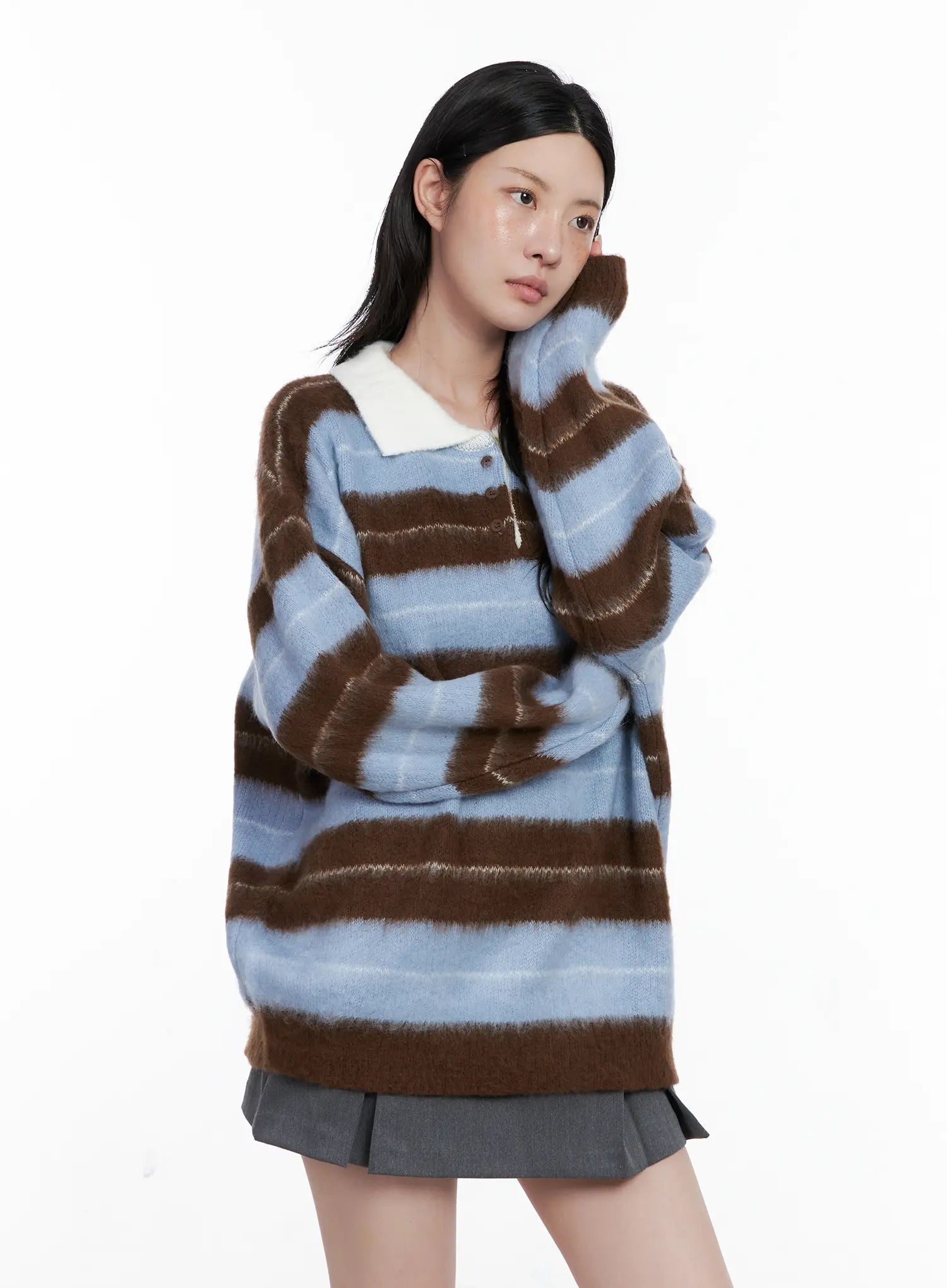 striped-fuzzy-collared-knit-sweater-cs529