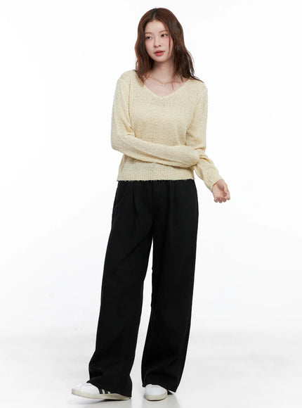 loose-fit-v-neck-knit-sweater-cg521