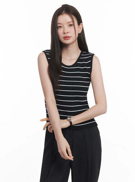 stripe-slim-sleeveless-top-iy509