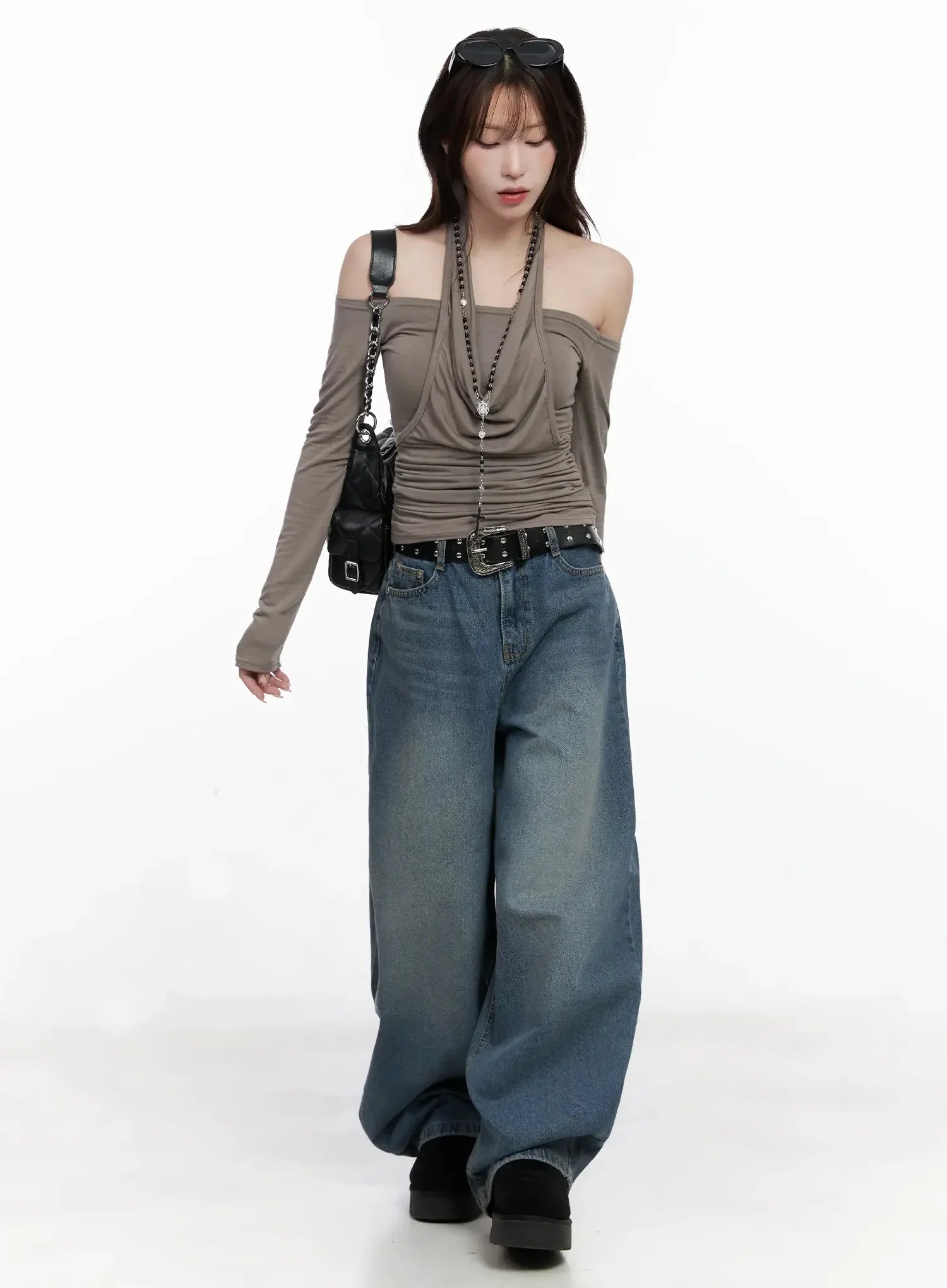 alani-vintage-wash-wide-leg-jeans-in525