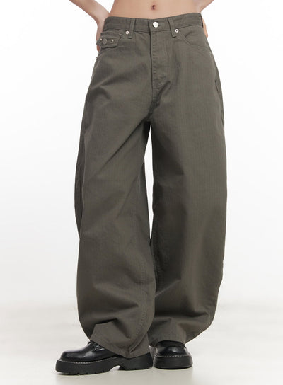 studded-wide-fit-cotton-pants-cf526