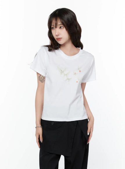 butterfly-graphic-cropped-t-shirt-cy514