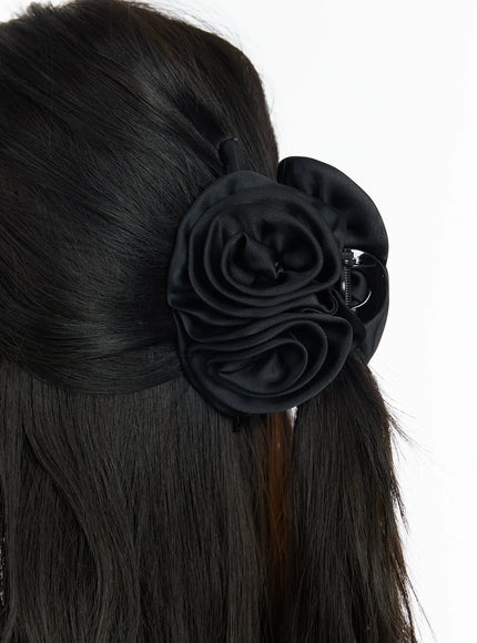 black-floral-hair-clip-cm519