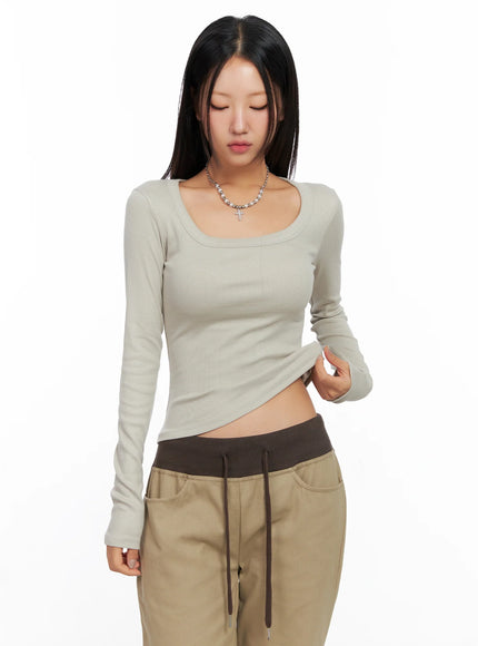 slim-fit-basic-long-sleeve-top-co515