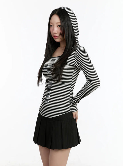 striped-studded-long-sleeve-hoodie-cm511