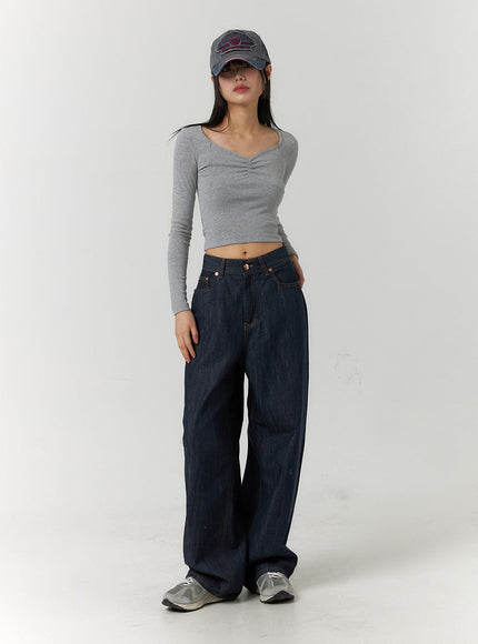 back-button-wide-leg-jeans-cf407
