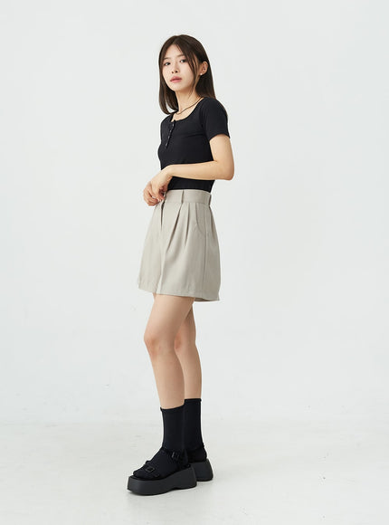 Glänzende, klobige Plateau-Sandalen mit doppelter Schnalle OU14