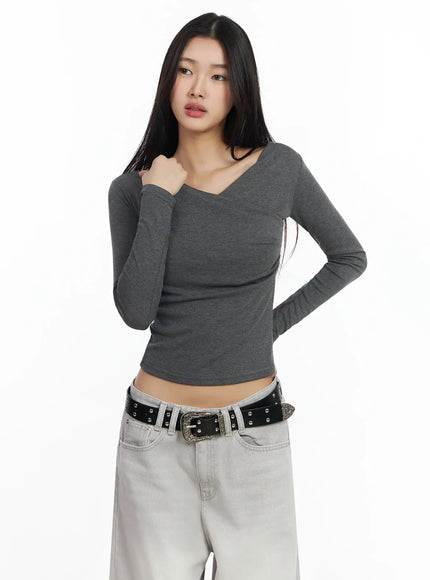 draped-v-neck-long-sleeve-top-ia508