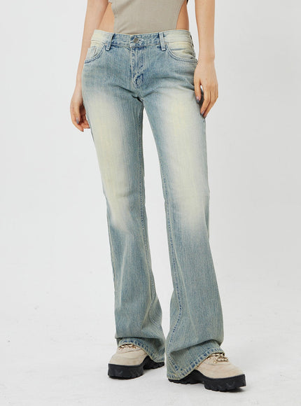Low Rise Bootcut Jeans CF315