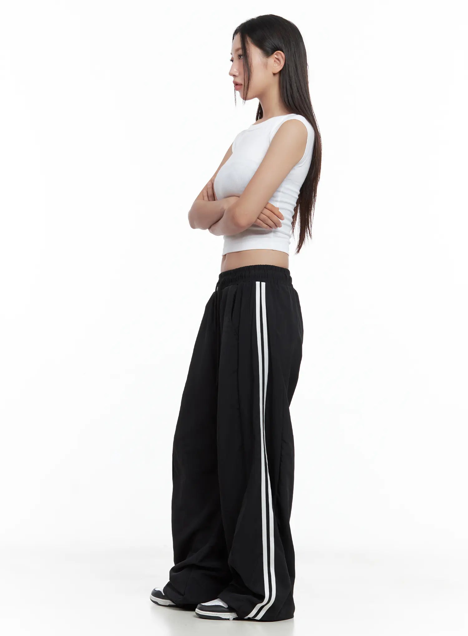 striped-wide-leg-nylon-track-pants-cl509
