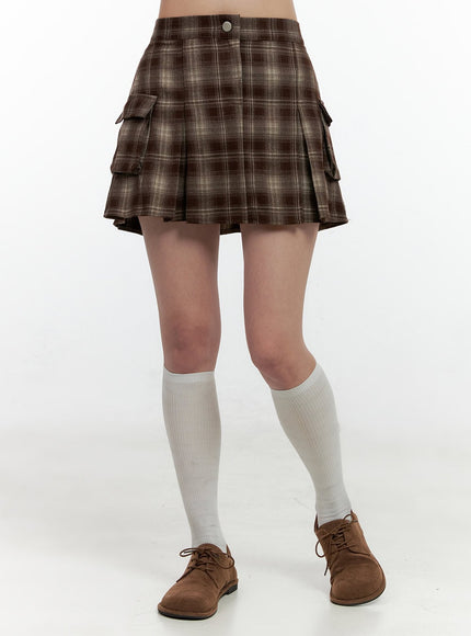 checkered-pleated-mini-skirt-on404