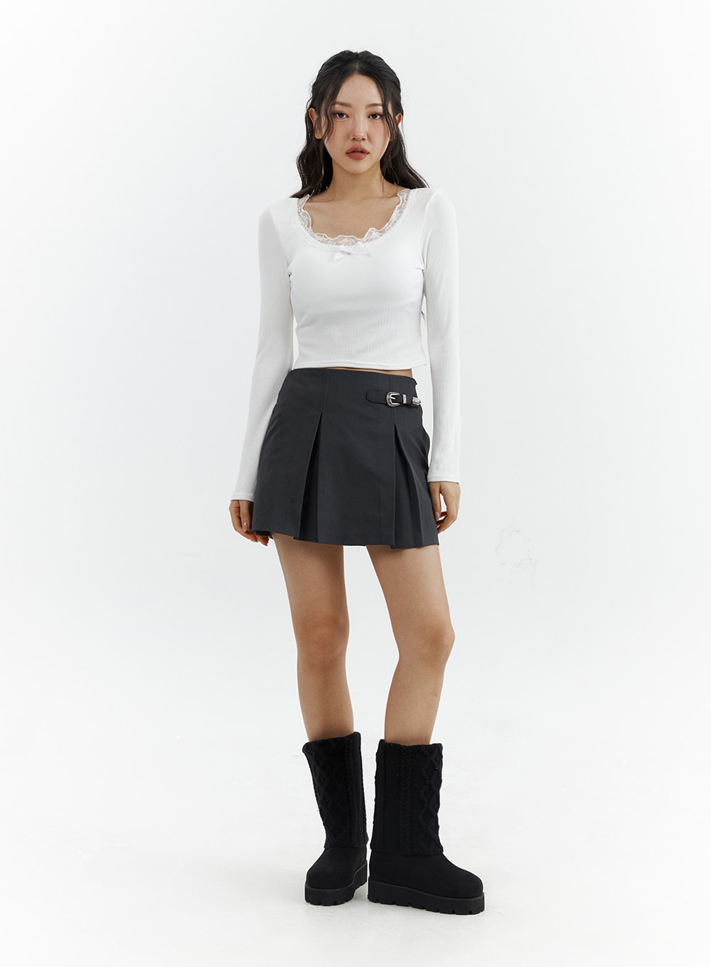 u-neck-lace-long-sleeve-tee-cj423