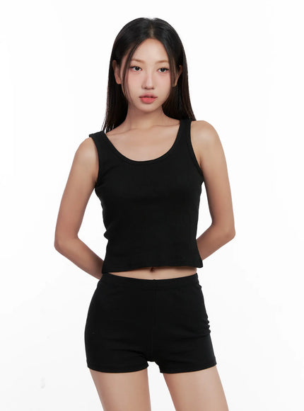 essential-ribbed-crop-tank-cl521