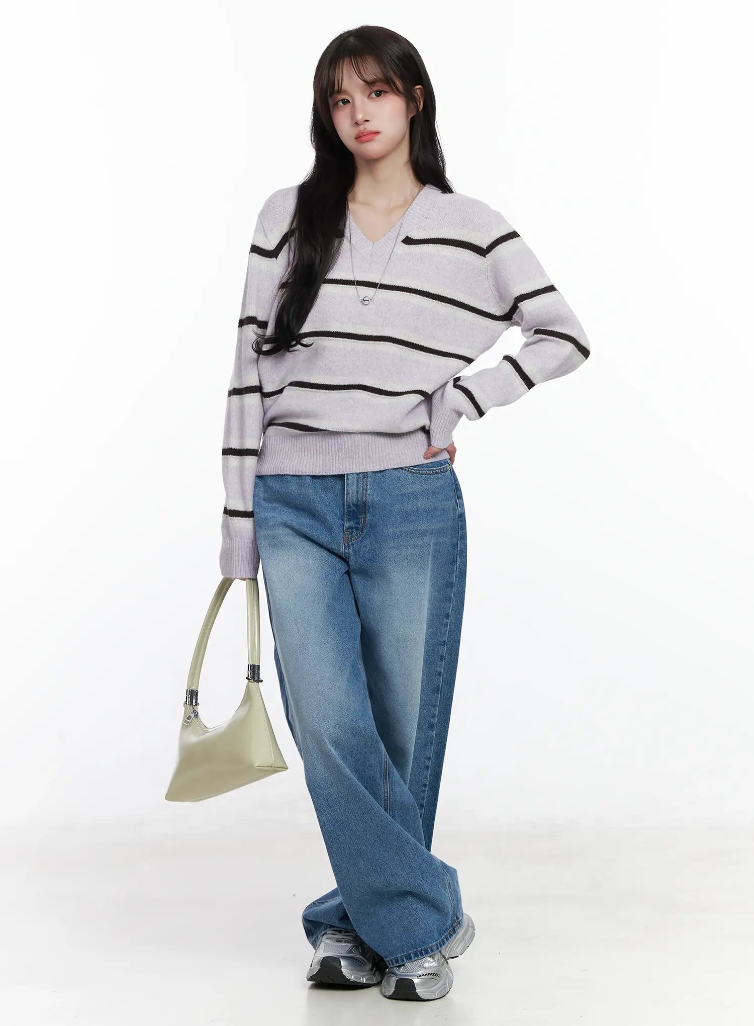 striped-v-neck-knit-sweater-ij529