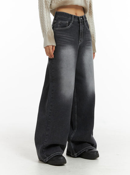 mid-waist-washed-button-wide-leg-jeans-cj409