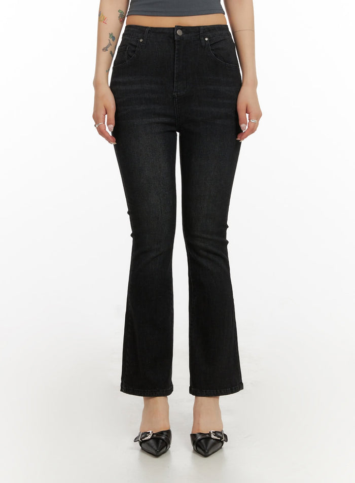 slim-bootcut-cropped-jeans-iy410 / Black
