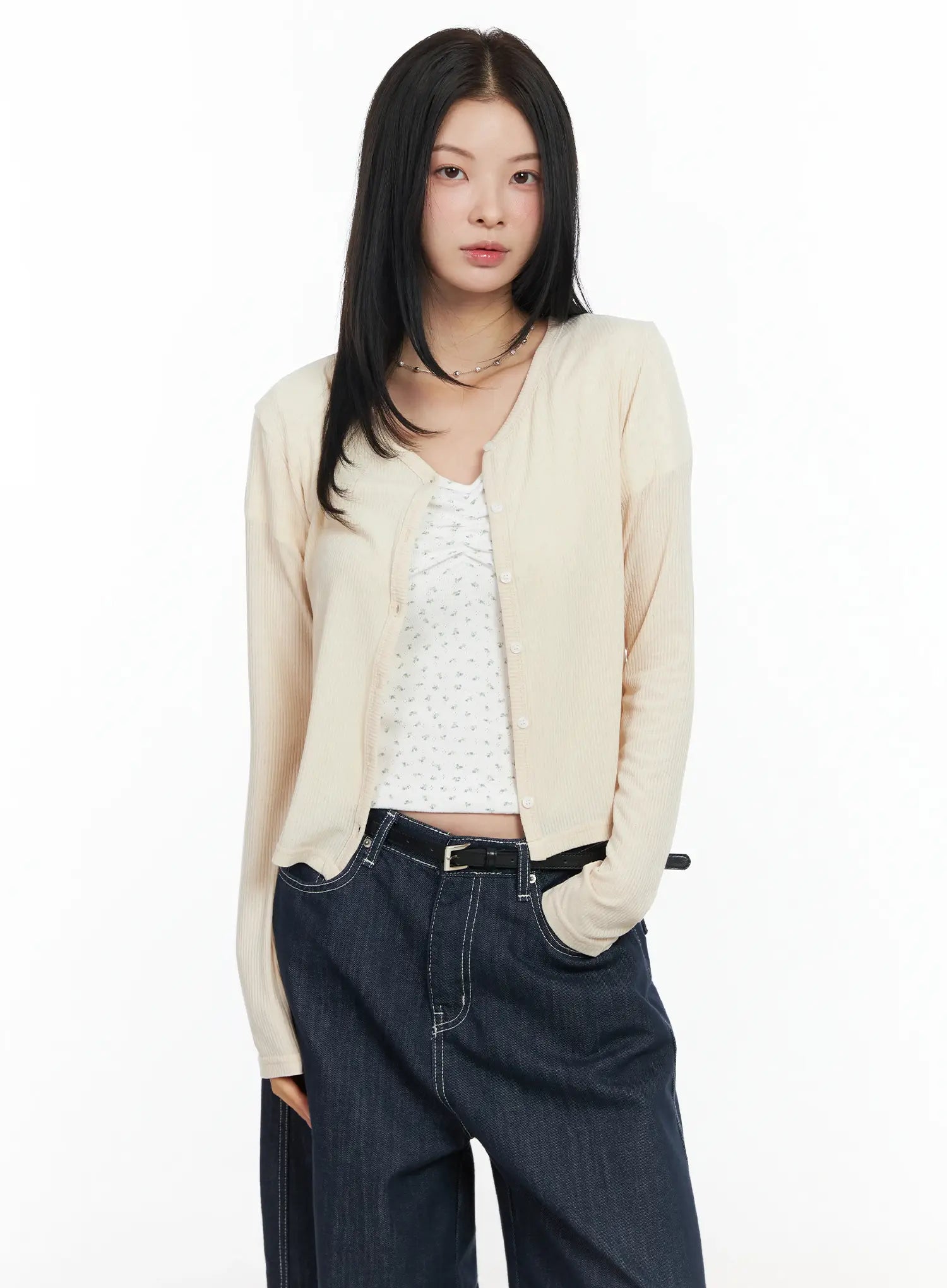 ribbed-v-neck-cardigan-im524 / Light beige