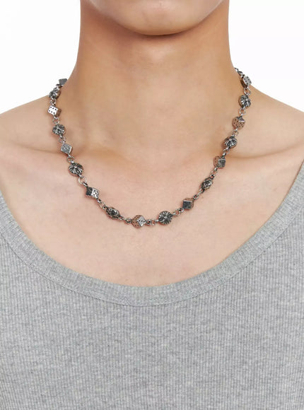 street-dice-chain-necklace-io517 / Silver