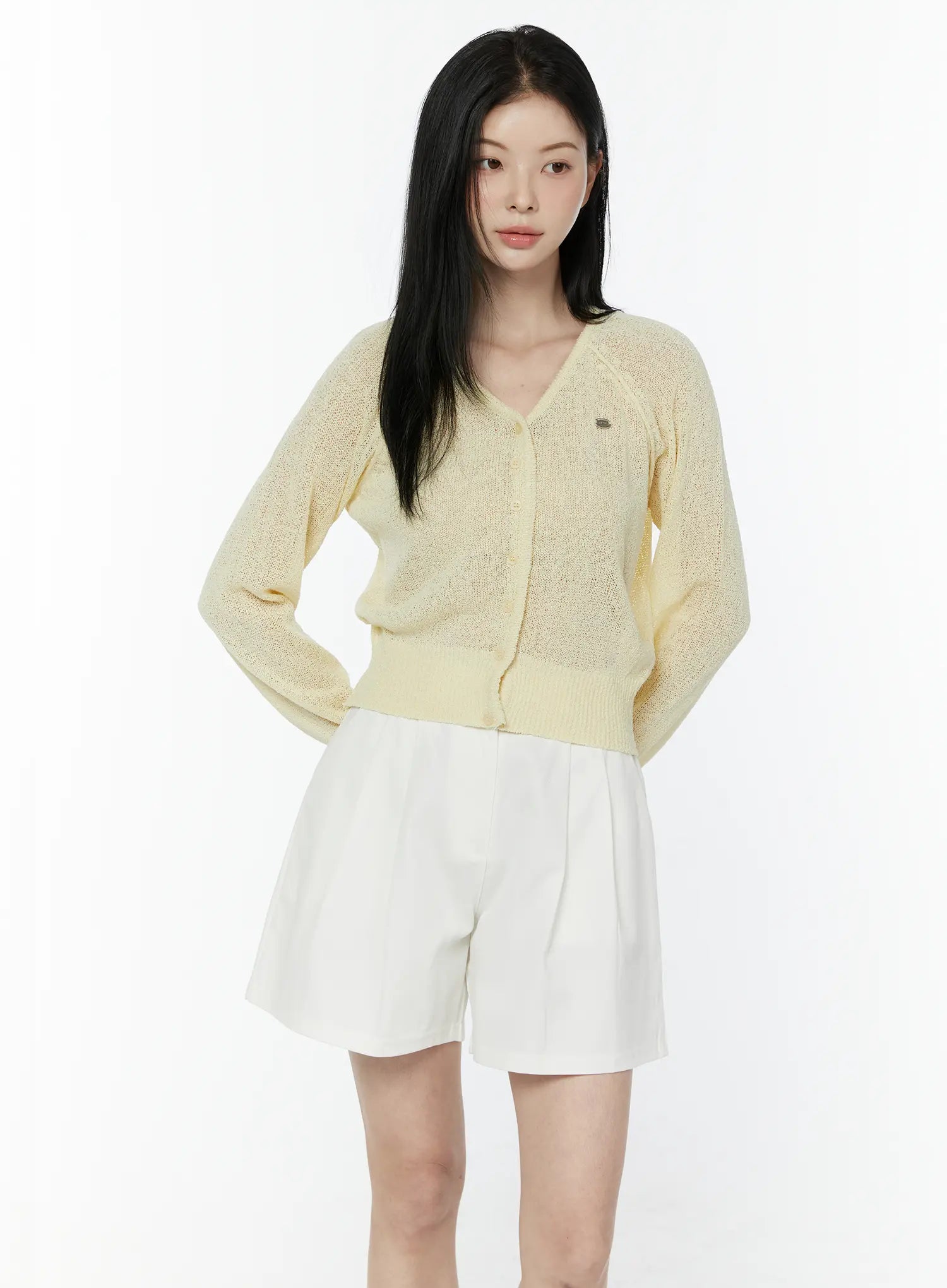 v-neck-cropped-cardigan-iu505 / Yellow