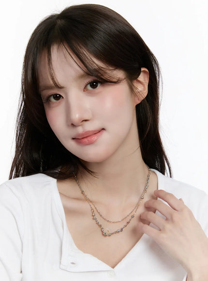 double-chain-necklace-with-stone-pendant-cm505