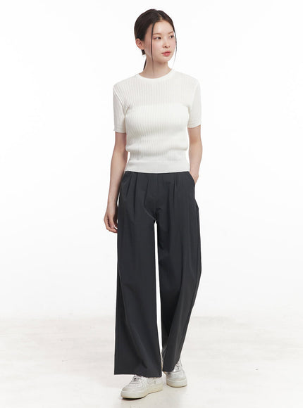 classic-pintuck-wide-leg-slacks-iy513