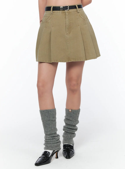 belted-pleated-mini-skirt-ca514 / Beige