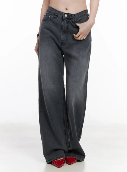 marriene-classic-straight-leg-jeans-ca510 / Black