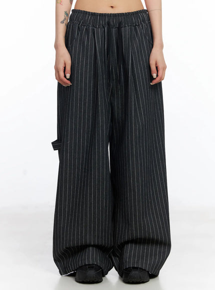 striped-embroidered-balloon-pants-cj523 / Black