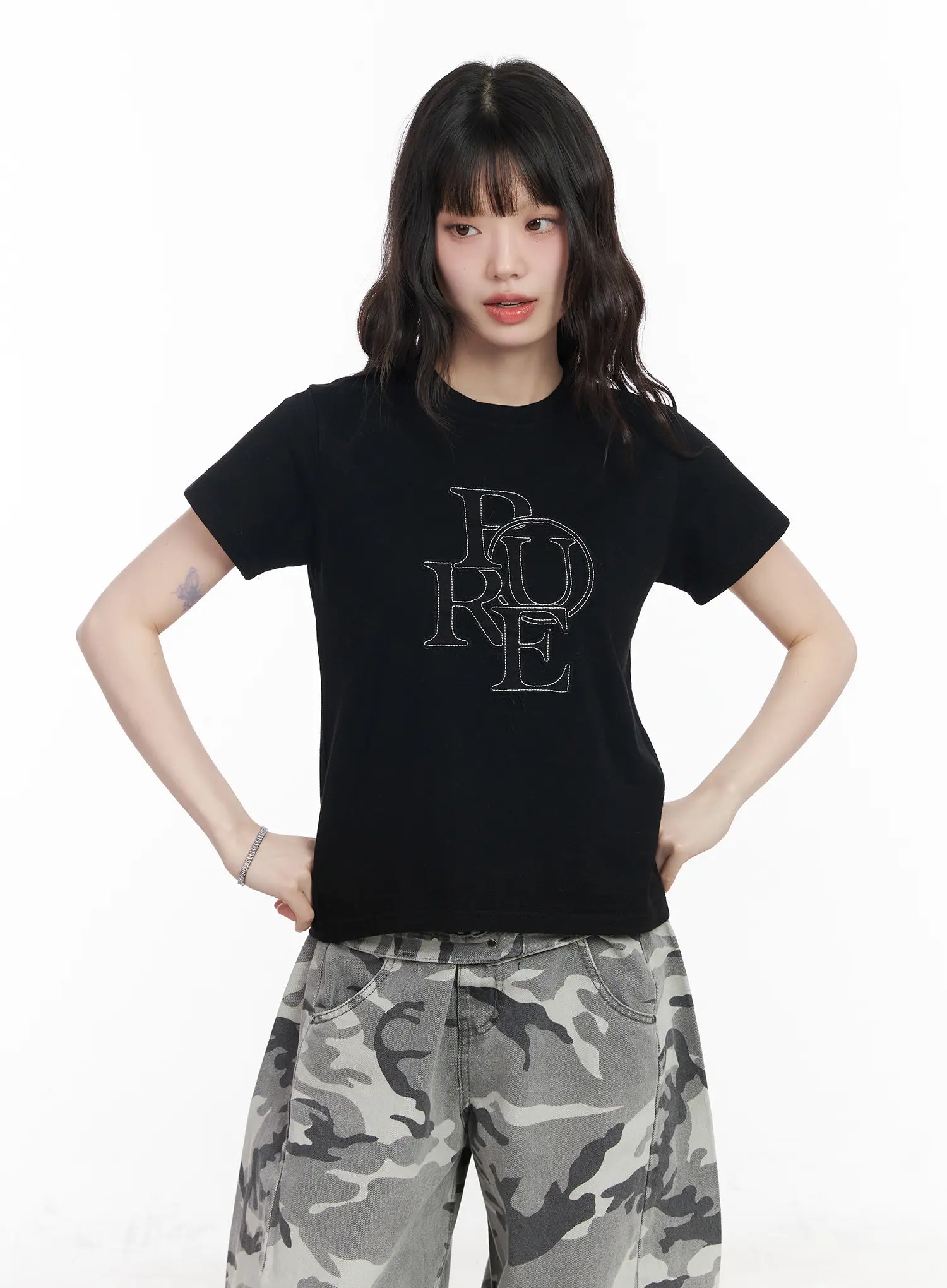 graphic-letter-short-sleeve-tee-cm526 / Black