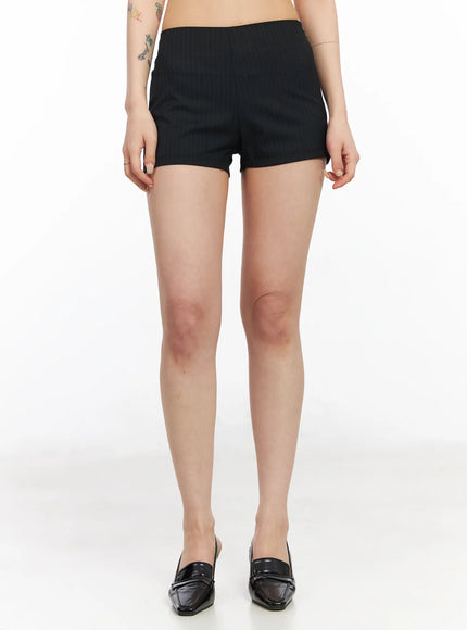 striped-tailored-mini-shorts-cm517 / Black