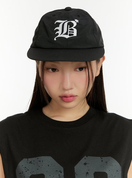 b-lettering-embroidered-snapback-cu428