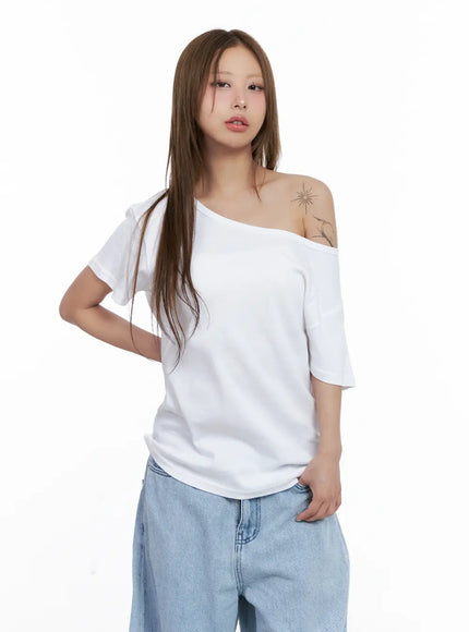 casual-off-shoulder-loose-fit-tee-cl511