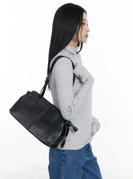 leather-buckle-strap-shoulder-bag-cj520