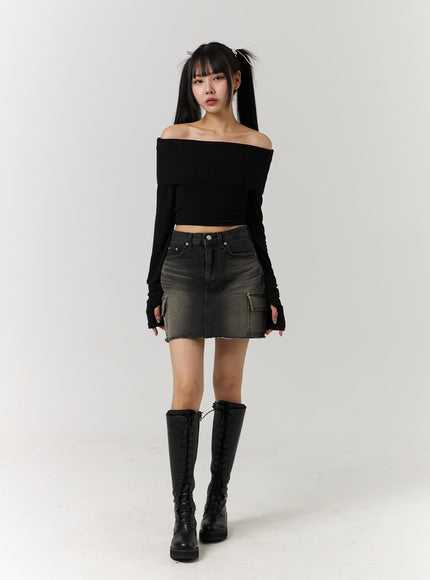 denim-mid-waist-ripped-mini-skirt-cj405