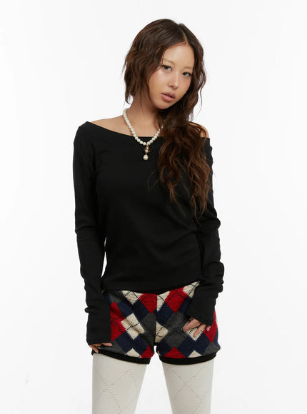 basic-off-shoulder-long-sleeve-top-cd512