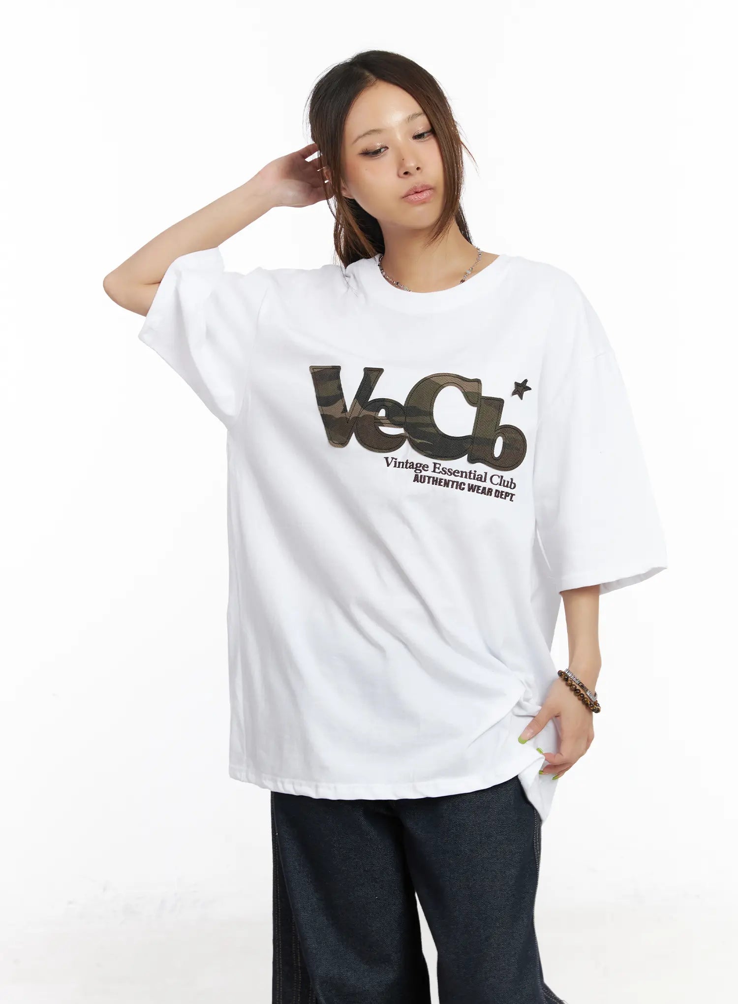 oversized-camo-graphic-tee-cm525