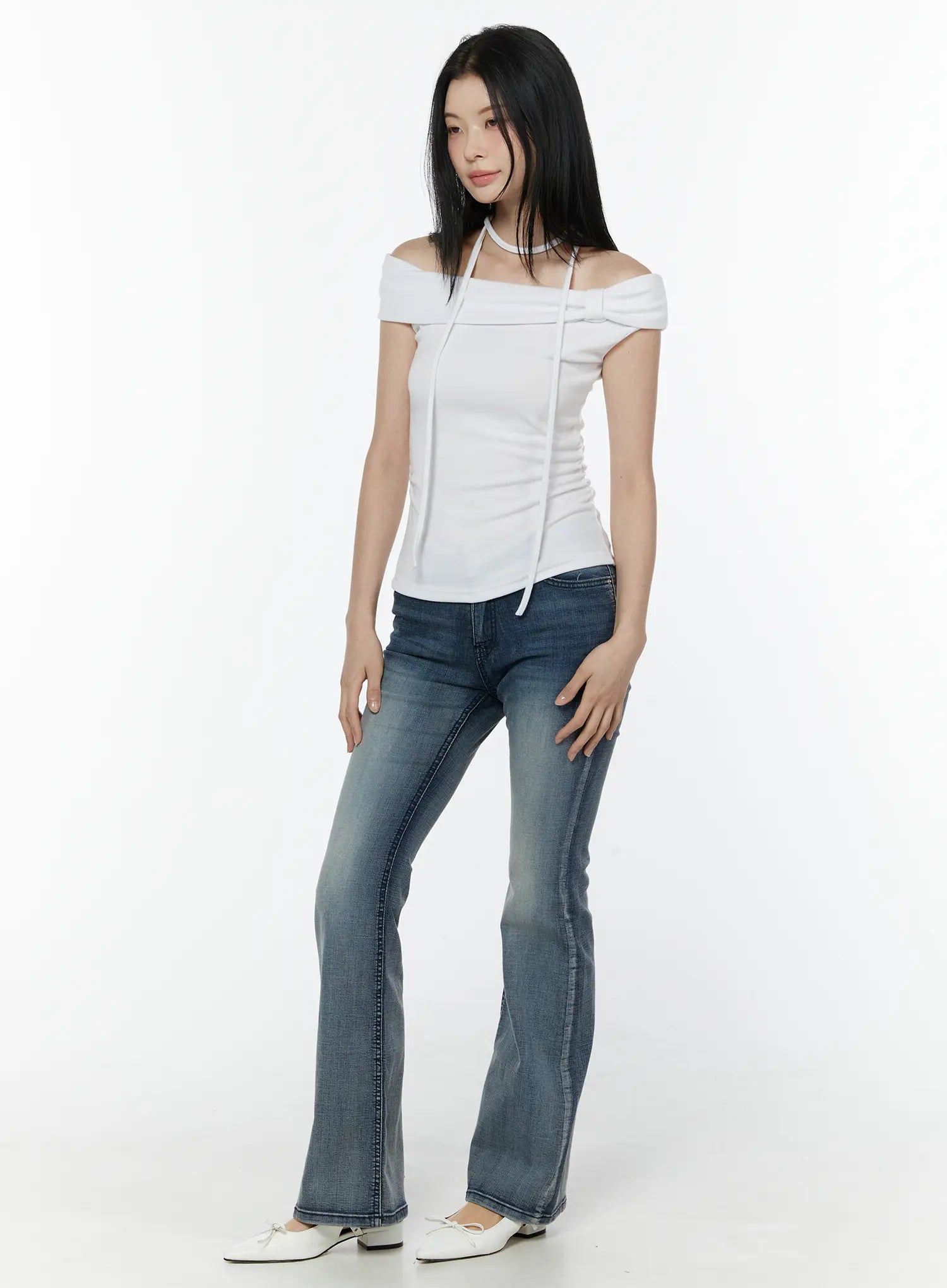 kumi-flared-low-rise-jeans-iu505