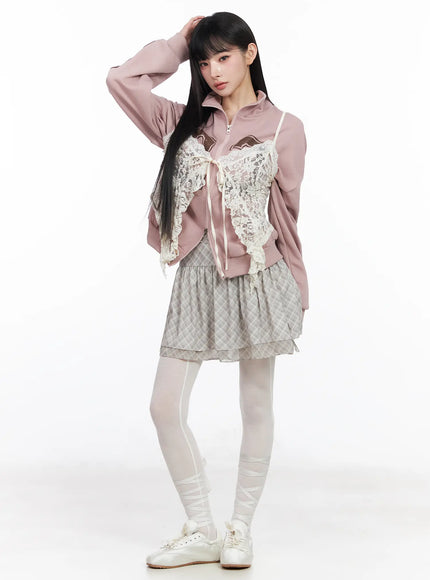 lace-trimmed-v-neck-cami-top-cf518