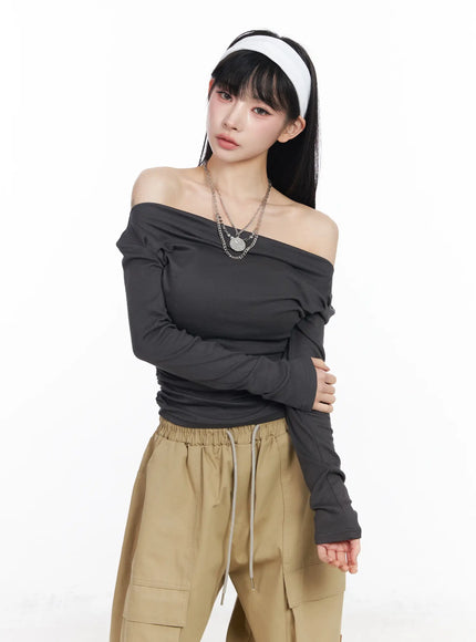 chic-off-shoulder-shirred-blouse-cf519